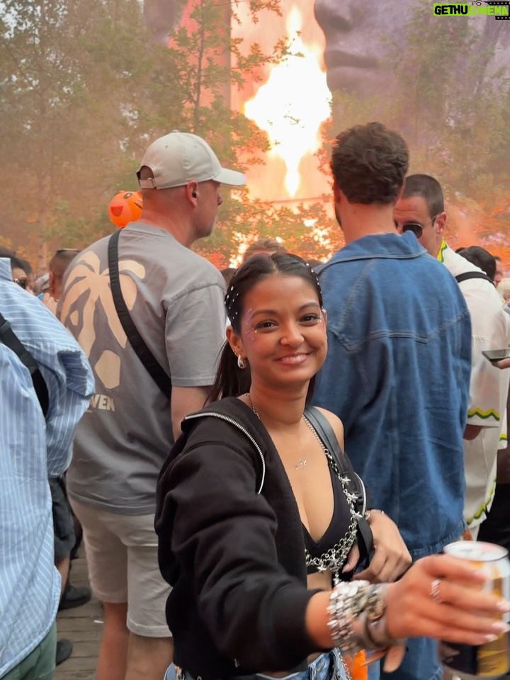 Himadri - 10.2K Likes - Still reeling from the madness ✨🎵 Tomorrowland was INSANE and I'm still trying to find my way back to reality 🌟💥 #TomorrowlandAftermath #StillInRaveMode #tomorrowland #tomorrowland2025