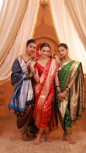 Himadri Instagram - गणेश चतुर्थीच्या हार्दिक शुभेच्छा! ✨🪷
Team Credits:
Outfits @jarierabanaras
Saree draping @monalishamahapatra_
Venue @setsinthecity.in
Shot by @piyushtanpureandco
Assist @cy_keat
#ganeshchaturthi2025 #marathimulgi❤️ #marathi