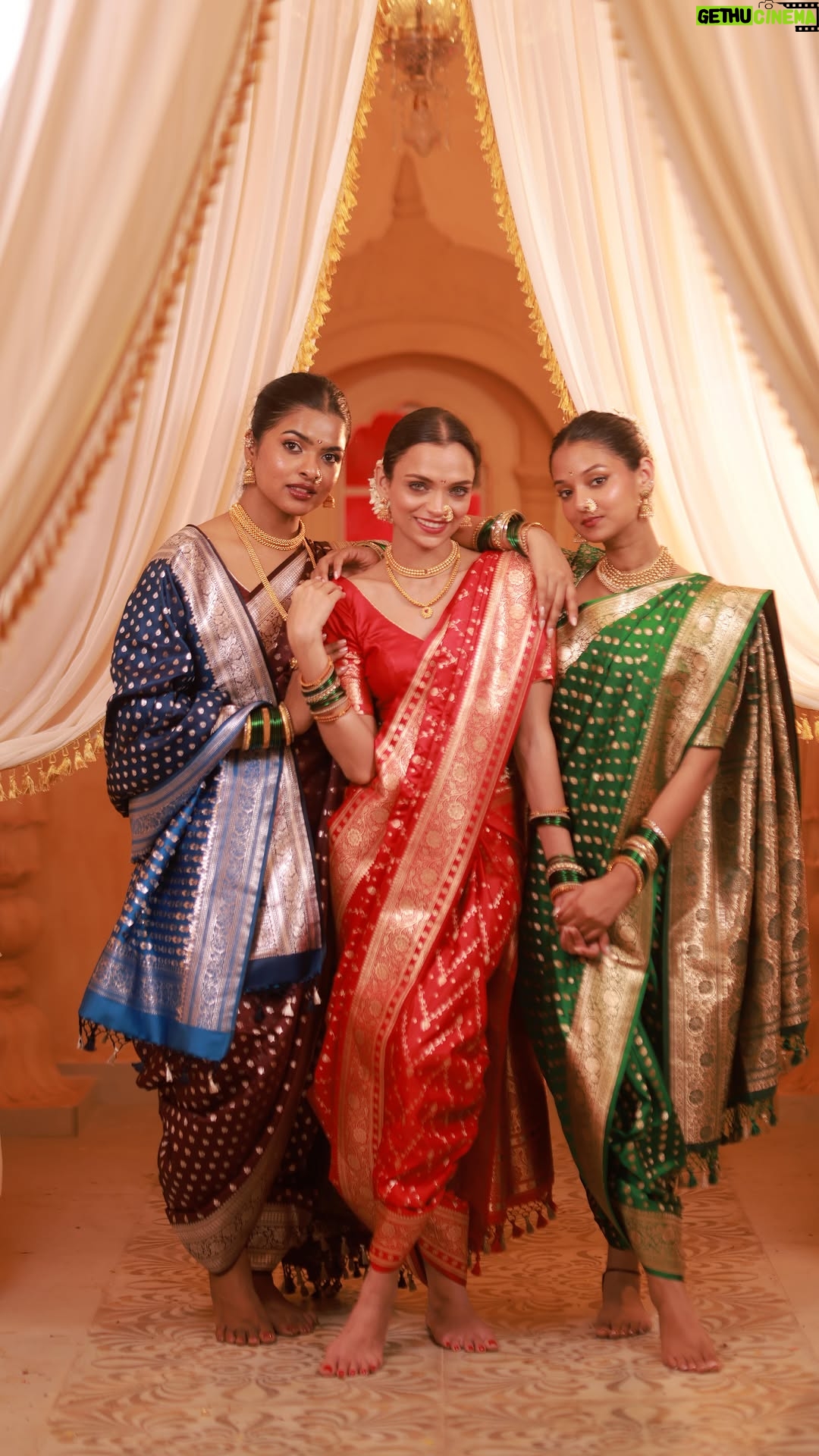 Himadri - 14.4K Likes - गणेश चतुर्थीच्या हार्दिक शुभेच्छा! ✨🪷

Team Credits: 
Outfits @jarierabanaras 
Saree draping @monalishamahapatra_ 
Venue @setsinthecity.in 
Shot by @piyushtanpureandco 
Assist @cy_keat 

#ganeshchaturthi2025 #marathimulgi❤️ #marathi