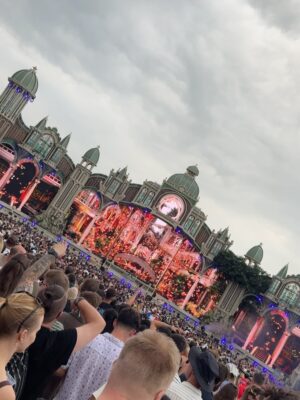 Himadri Instagram - Just two sisters ticking off their dream place ♥️Day 1 of @tomorrowland 2025!
Live Today, Love Tomorrow & Unite Forever✨😍🤌
#tomorrowland #tomorrowland2025 #belgium #boom #sisters