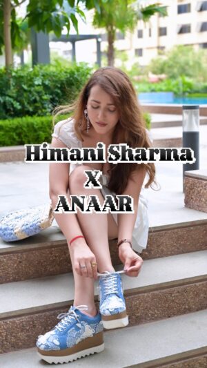 Himani Sharma Instagram - My new summer staples for this season -
ANAAR’S DENIM SNEAKERS 👟 👖 @worldofanaar
I selected these Butterfly 🦋 Pea wedge sneakers which has embroidered butterflies and florals 🌼 made with white beads and white cotton thread on denim.
These are comfy yet stylish.
Style it with your sundresses, sunnies, and smiles.
📸 @ronakdave_
#summer #denimsneakers #summerfashion #anaarsneakers #himanisharma