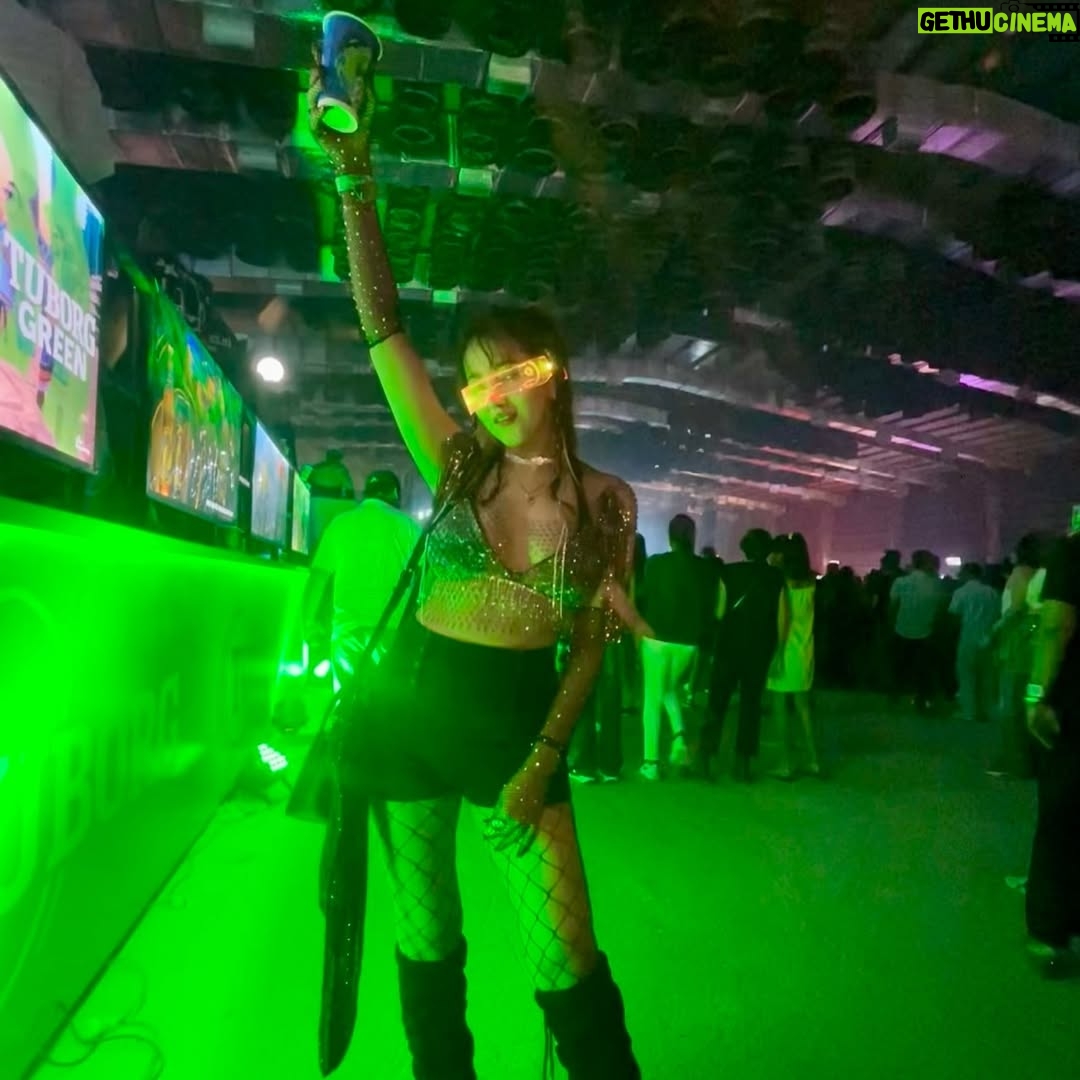 Himani Sharma - 2.2K Likes - NO TECHNO
NO LIFE
KNOW TECHNO
KNOW LIFE 🎶 🎧 
..
@borisbrejcha live in mumbai
..
..
#borisbrejcha #mumbai #techno #technolife #technodressup