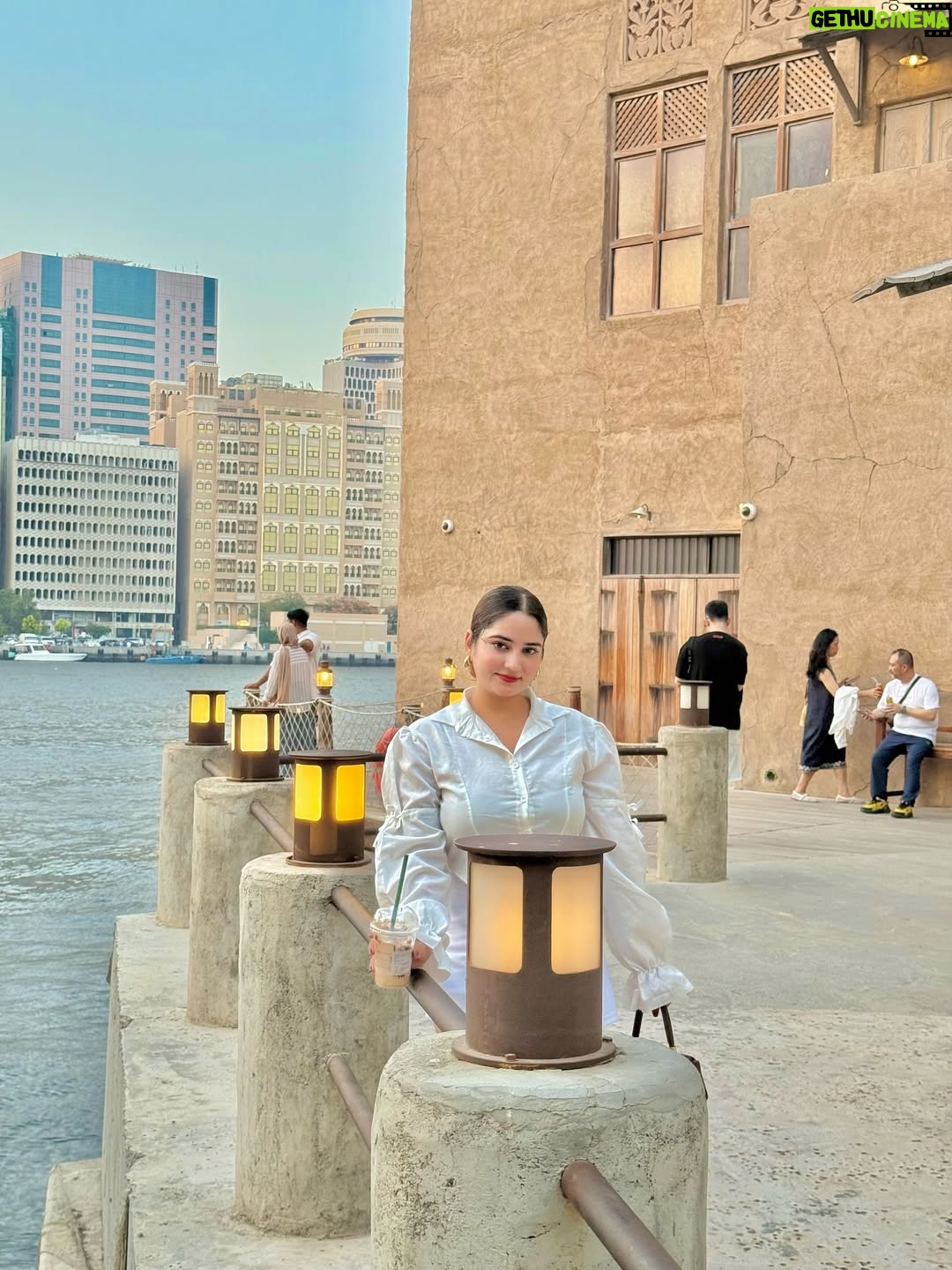 Himanshi Chaudhary - 10.9K Likes - 🤍🦢