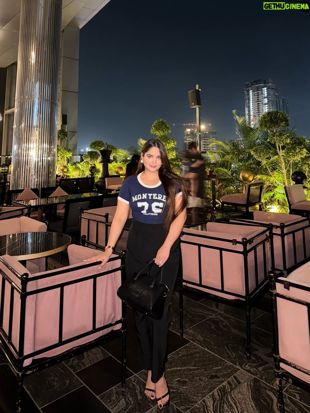Himanshi Chaudhary - 15.1K Likes - 🧿💙