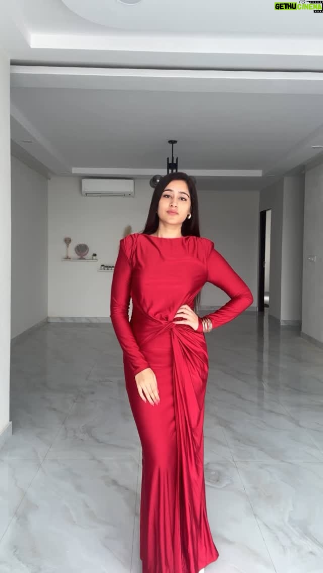 Himanshi Tekwani - 14.7K Likes - 