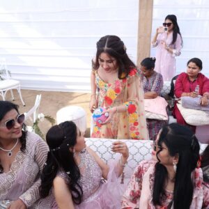 Himanshi Tekwani Instagram -