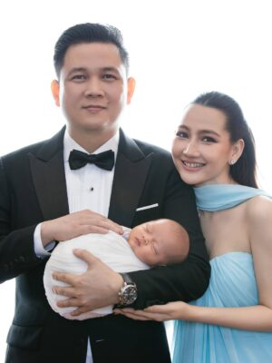 Hin Channiroth Instagram - 8.8.2025 អូន បុត្រចេញខែហើយ
សូមកូនមានមានសុខភាពល្អ ប្រាជ្ញាវាងវៃ ជាក្មេងគោរពចាស់ទុំ ស្តាប់បង្គាប់ ជាកូនល្អ ក្មេងល្អក្នុងសង្គម ❤️😘
Love you ❤️