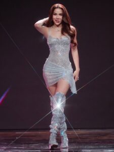 Actress Ho Ngoc Ha HD Photos and Wallpapers June 2025