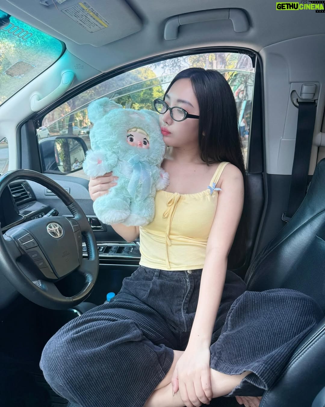 Hsu Eaint San - 1.9K Likes - 🩵Wish🩵