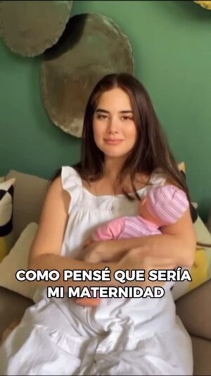 Iamdra Fermín Instagram - ~Yo tenía unas ideas bien locas de lo que era la maternidad😂; pensaba que todo iba a ser igual, sólo que iba a tener un Bebé🤷🏼♀️.
Creo que tener una expectativa TAN IRREAL, fue en parte lo que me llevó a la depresión posparto🥺.
De todo esto vamos a hablar en “Voy a Ser Madre”, una conferencia con todos los temas que necesitas conocer antes de que tu bebé nazca, impartidos por las mejores profesionales en el área💪🏻 un goodie bag con productos que te servirán en este proceso.
Será este Sábado 25 octubre, de 9am a 6pm en Escenario 360.
✅ Incluye estas charlas (y un goodie bag😁):
✨¿Qué realmente necesito comprar?, por mi.
✨Cuidados básicos del Bebé y Porteo, por @babytimerd
✨Principios Básicos de Lactancia, por @vinculomaternodr
✨Salud Mental de Mamá, por @bianca.resiliencia
✨Mi Nana Ideal, por @top_nanasrdoficial
✨El Parto “a sigún”, por @naciendo.co & @nataliafriasguzman
✨Hitos del Bebé, por @oleicajimenez
✨Primeros Auxilios para Bebé y botiquín, por @mamapediatrard
✨Sueño del Bebe, por @dulcessuenosrd
✨Finanzas para Madres, por @economicsdata
✅ Puedes comprar la entrada en tix.do (pon “Voy a ser Madre”) o en el link de mi bio.
✅ Costo Entrada: RD$ 3,500
#vasm8 #vasm2025 #voyasermadrerd