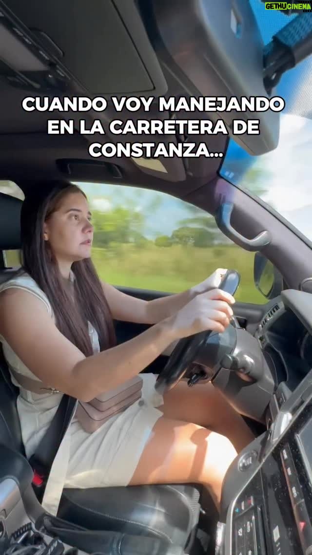 Iamdra Fermín - 5.2K Likes - ~¿Por qué hay TAAANTAS curvas en esa carretera?🫠
El nuevo número de asistencia vial es el 511, y es un servicio de apoyo que se brinda a los conductores cuando tienen una avería o emergencia en la vía. 
¿Cuándo debes llamar al 511?
✔️ Se quedó tu vehículo
✔️ Tienes una goma dañada o pinchada
✔️ Hay un incidente vial
Ahora es fácil, rápido y gratuito.
@rdvial