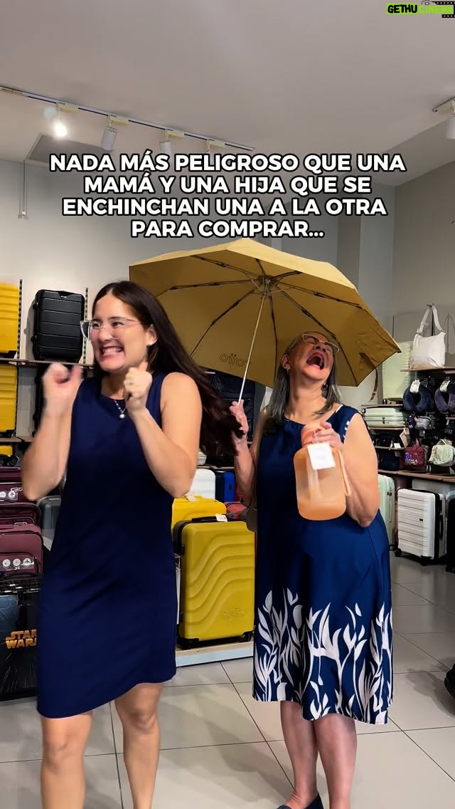 Iamdra Fermín - 5K Likes - ~Papi sabe que cuando @abuquita y yo salimos de compras… hay problema😅…
#haydetodoenplazaduarte @plazaduarterd 
Idea💡: @lucianasaavedram