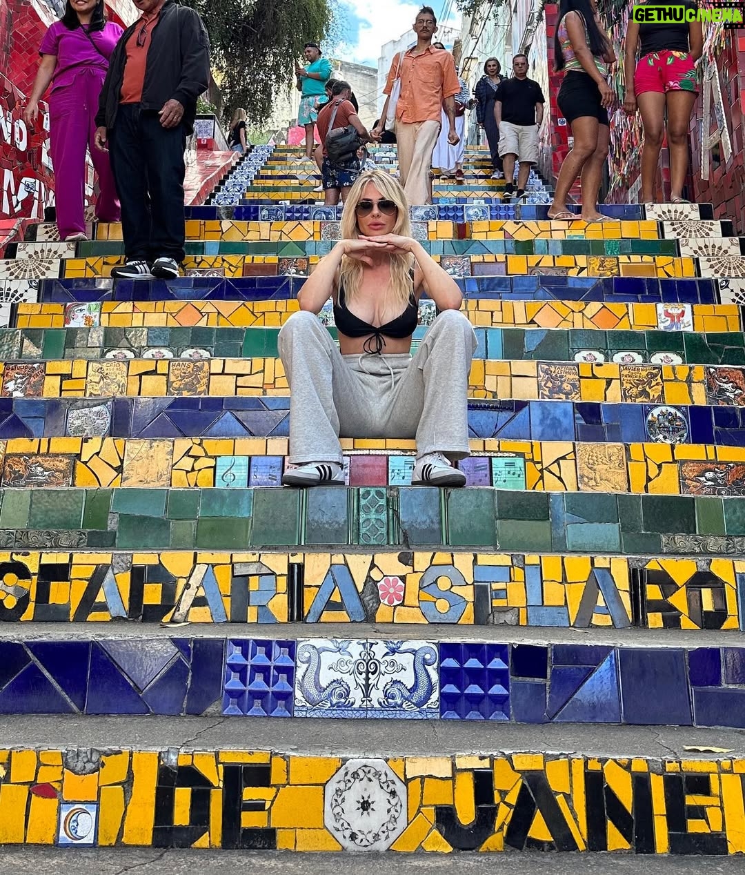 Ilary Blasi - 153.7K Likes - Luglio 2023
