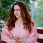 Inaya Khan