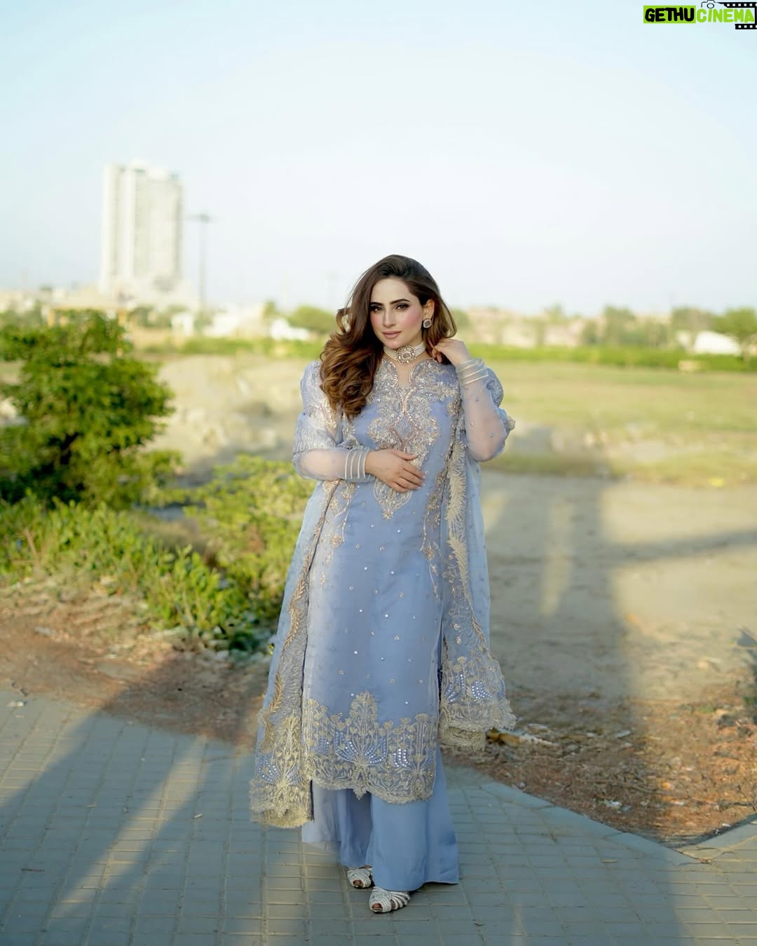 Inaya Khan - 4.1K Likes - Eid 2nd day look 🪻✨
Wearing @jamniibyharoonafzaal 🤍
Photographer @shotby_salman 📸
Neckwear @nagina_houseofjewels ✨💫