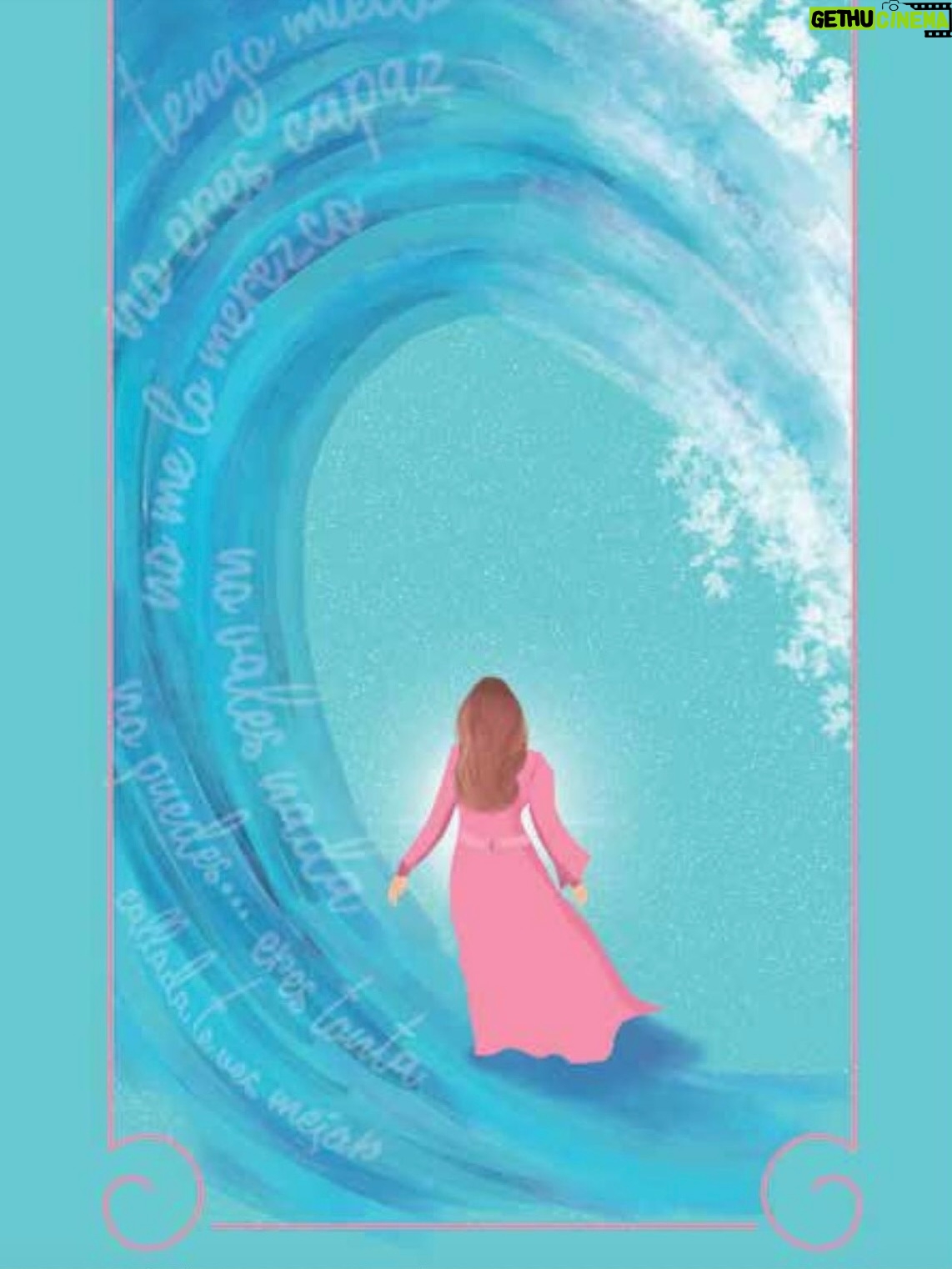Ingrid Coronado - 2.7K Likes - 🔮 ORÁCULO DE LA SEMANA
✨ Mensaje: TSUNAMI

Hay emociones que no se ven…
pero por dentro hacen olas gigantes. 🌊
Y justo por eso, esta semana el oráculo dice: Tsunami.

Todo empieza en la mente: una idea, un pensamiento…
y cada uno despierta una emoción.
Pero si llevas años callando lo que sientes,
un día… el alma truena. 💥

Desde niña aprendiste a no hacer olas.
A sonreír aunque doliera.
A quedarte en silencio para no incomodar.
Y eso… se acumula.
Y lo que se acumula, se convierte en marea.
Y la marea… se convierte en tsunami. 🌀

💔 A veces no explotas por lo que pasa hoy,
sino por todo lo que te tragaste ayer.
Porque cuando no sabes pedir,
gritas.
Cuando no sabes expresar,
te enfermas.

💬 Aprender a comunicarte es un acto de amor.
No necesitas tener la razón.
Solo necesitas tener el valor
de ser sincera con lo que te duele.
Tu voz es medicina. 🗣️💗

🕊️ No todo lo que digas será perfecto…
pero si es verdadero, va a sanar.
A ti.
Y a tus vínculos.

Escríbeme “oráculo” en los comentarios
y te mando la liga para que tengas Pregúntale al Oráculo, mi libro de mensajes para cuando tu alma quiere hablar pero no sabe por dónde empezar.

Solo Julio, en la compra de un oráculo en MUJERON.tv, te regalo una playera y una totebag de MujerÓN 😄 
Sí Link en stories

✨ Este mensaje es para ti, mujerÓN que está aprendiendo
a hablar sin culpa
y a sentir sin miedo.

Yo
#OráculoDeLaSemana
#MensajeDelAlma
#TsunamiEmocional
#MujerÓNIntuitiva
#AprenderAHablar
#SanarEsDecir
#LoQueCallasTeEnferma
#PregúntaleAlOráculo
