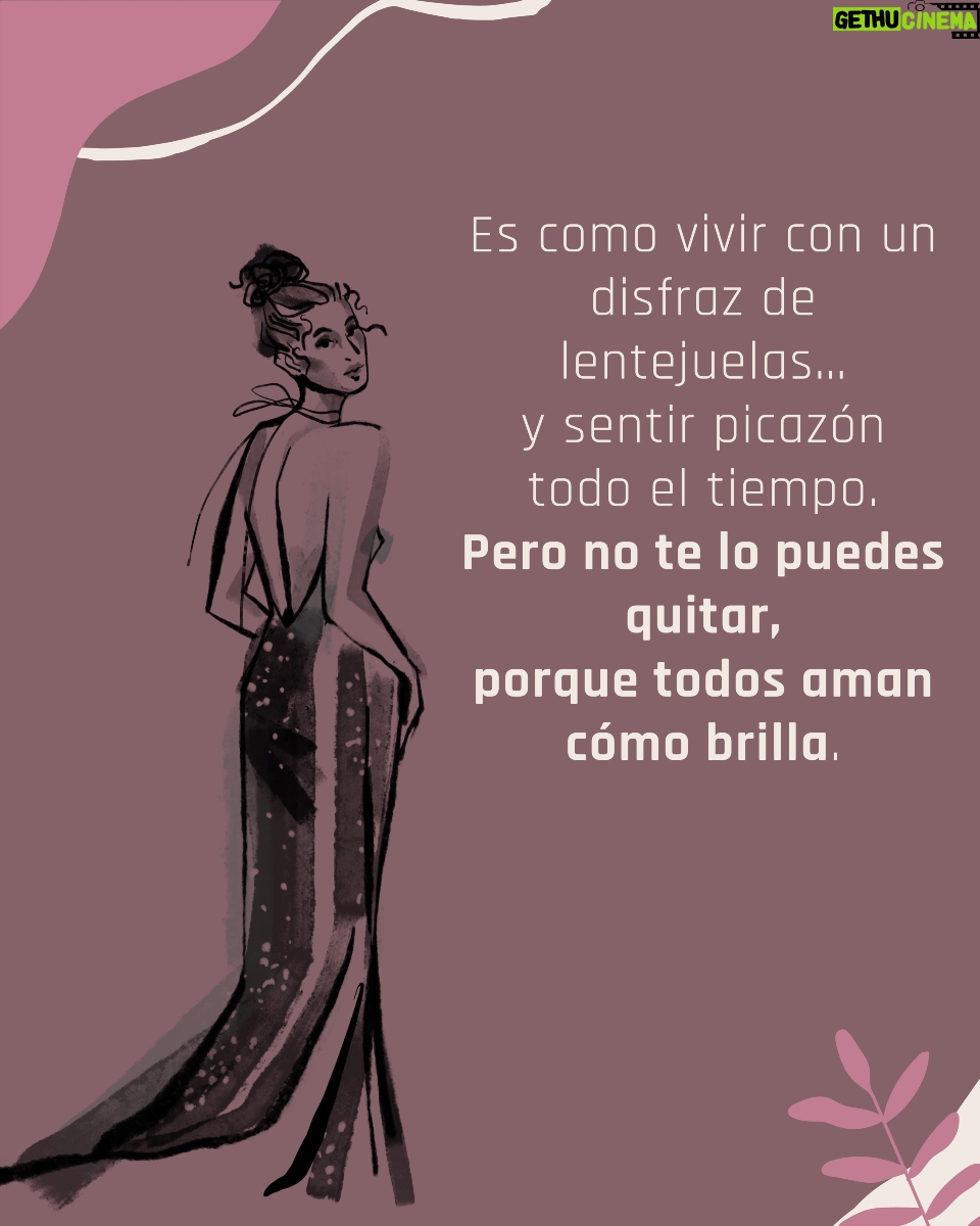 Ingrid Coronado - 461 Likes - 🌹 Heridas que también son tuyas
✨ Con Thalía: la niña buena que se olvidó de sí misma

“¿Y si ser perfecta… te estuviera alejando de ti?”

Thalía fue la estrella perfecta.
Bonita, dulce, trabajadora, sonriente.
Pero por dentro… vivía con ansiedad, dolor físico y desconexión.

🎭 Era la buena.
La que nunca decía no.
La que no sabía qué quería… porque estaba ocupada siendo lo que todos esperaban.

Años después, confesó que vivía con Lyme crónico y una sensación de vacío.
Su cuerpo gritaba lo que su alma ya no podía callar.

🪞¿Te ha pasado?
¿A quién has querido complacer tanto… que ya ni sabes quién eras tú antes de fingir?

✨ 3 recordatorios mujerÓN:

¿Esto me nutre… o solo me hace quedar bien?
Tu cuerpo tiene voz. Escúchalo.
Ser tú no decepciona. Fingir sí.
🤍 No estás sola.
Ser perfecta te aleja.
Ser real… te regresa a ti.

✍️ Cuéntame en los comentarios:
¿Qué parte de ti se ha estado cansando de fingir?

#HeridasQueTambiénSonTuyas #Thalia #NiñaBuena #SanarEsRecordar #CuerposQueHablan #MujerÓNReal #AutenticidadFemenina #VulnerabilidadEsFuerza #SerRealEsSanar 💔🌸🎭🕊️