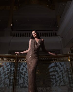 Ingy El Mokadem Instagram - A Night to Remember š«š«š«
Glamour Team āØļøāØļø
Styling @sahar.m.azab @maissaazab
Dress @soha.murad
Make Up @menna.thabeet @salon_mermaid
Hair @alsagheersalons @kriss_raafat
Photo Credit šø @soma_photography19
@anthonyhopkins
@royalphilorchestra
@joyawards
#JoyAwards
#joyawards2025
#KSA
#Riyadh
#InjyElMokkaddem