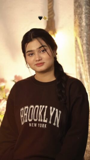 Insha Warsi Instagram - Bakwaas nahi🖤
..
.
.
.
.
.
#inshawarsi #viral #inshalians #reelsinstagram #reelitfeelit #follow #instagood #follow #explore #explorepage #reels #ownvoice @shayri #attitude