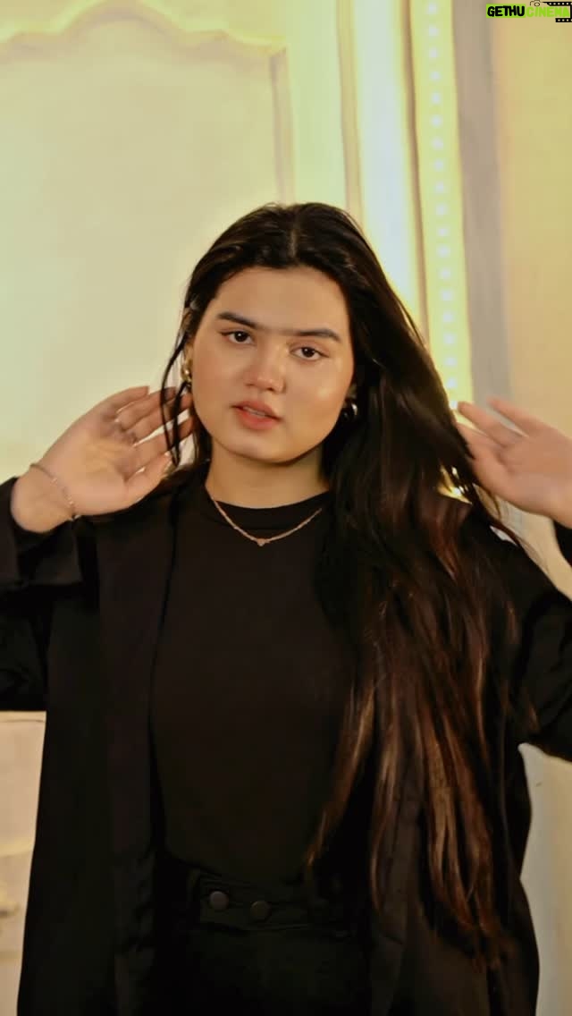 Insha Warsi - 112.4K Likes - transition🖤
.
.
.
.
.
#inshawarsi #inshalians #viral #reelsinstagram #reelitfeelit #reelsinstagram #follow #instagood #reels #explore #explorepage #transition