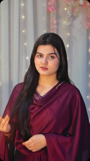 Insha Warsi Instagram - Nazariyan🖤🙌🏻
.
.
.
.
#inshawarsi #inshalians #reelsinstagram #viral #reelitfeelit #follow #reels #instagood #explore #explorepage #ownoices #shayri