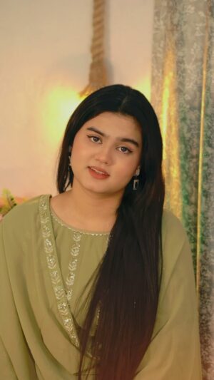 Insha Warsi Instagram - Acha hai🥀
.
.
.
.
.
.
#inshalians #reels #reelsinstagram #reelitfeelit #follow #viral #instagood #instagood #follow #inshawarsi @instagram #explore #explorepage #trend #trendingreels