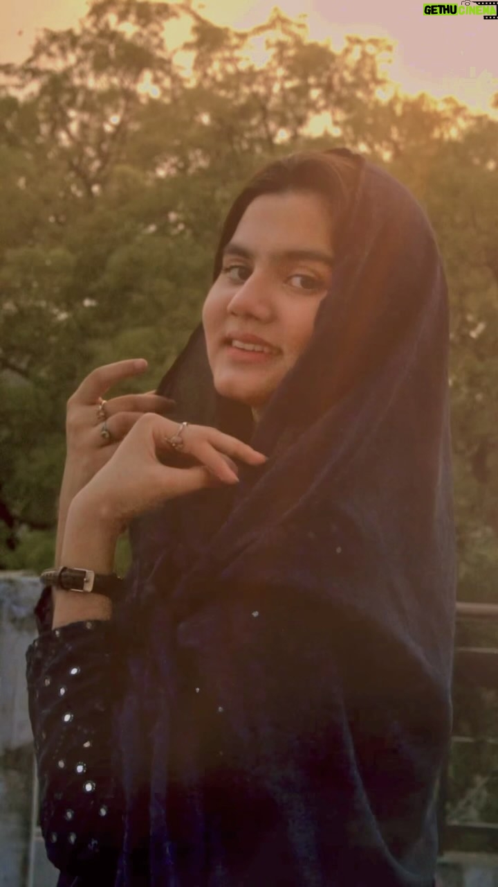 Insha Warsi - 103.9K Likes - ♥️🥀✨.
.
.
.
#inshalians #reels #reelsinstagram #reelitfeelit #follow #viral #instagood #instagood #follow #inshawarsi @instagram #explore #explorepage #explorer