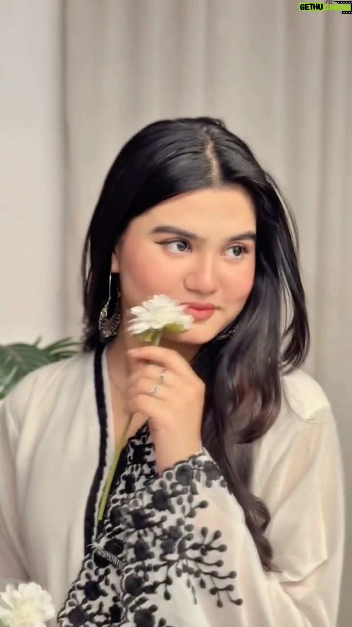 Insha Warsi - 49K Likes - Tera mera Afsana🕊️✨🤍
.
.
.
.
#inshawarsi #inshalians #viral #reelitfeelit #reelsinstagram #follow #instagood #reels #explore #explorepage #transition