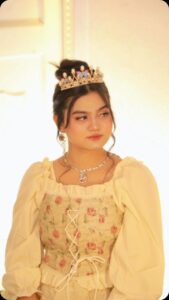 Actress Insha Warsi HD Photos and Wallpapers January 2025