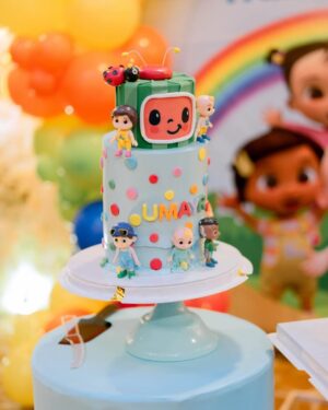 Intan Ladyana Instagram - Harris Umayr’s aqiqah & 1st birthday party 

Catering n venue- @rosehallandevents 
Deco- @nazdecosurprisedelivery 
Cakes - @lefouet.bakes & @rarakitchy 
Dessert table - @nurthebaker 
Door gift - @humairagift.shahalam