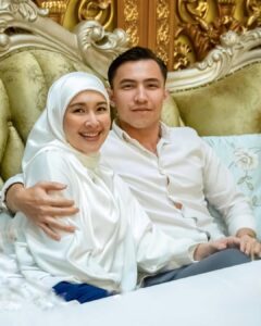 Actress Intan Ladyana HD Photos and Wallpapers March 2025