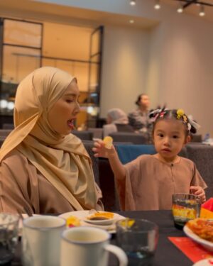 Intan Ladyana Instagram - Jelajah Citarasa Buffet at The Mesh KL with family . Thank you @fourpointsklcc 🩷
#fourpointsklcc
#jelajahcitarasaKL 
#TheMeshKL
