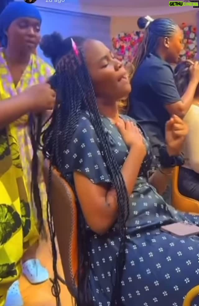 Irene Uwoya - 40.8K Likes - Nimeona hii vdeo mahali  imenibariki sanaaa …mnooo…siwajui ila MUNGU amefanya kitu kipya leo kwenye maisha yangu kupitia video hii
Natamka baraka kwa kila mmoja kwenye vdeo hiii … MUNGU awabariki mtokako na muingiapo … neema yake iwe juu yenu… hataacha muaibike kwa chochote kwenye maisha yenu… hamtapungukiwa nyie na familia zenu … na video hii ikawe baraka kwa wengine kama ilivyo kwangu kwa jina la YESU … AMEN 🙏 .