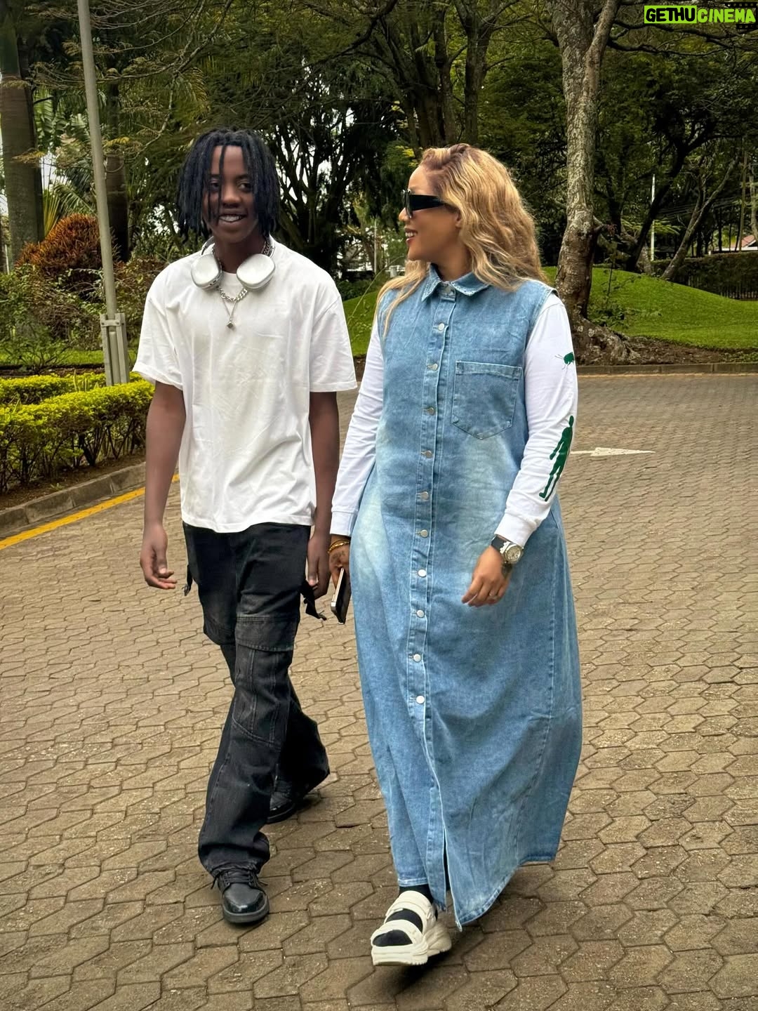 Irene Uwoya - 74.3K Likes - Never let them know your next move my son @krishndiku08 😍
 Outfit @vanneycollection