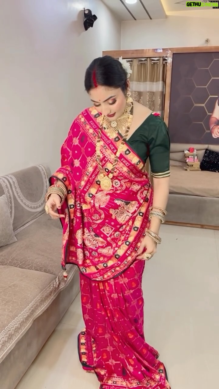 Isha Gangore - 2.7K Likes - saree @shree_creation_hub 
jwellery @balaji__fashion_ 
mua @zinibeautyacademy 
#explore #foryoupage #reelsinstagram #trendingreels #reelkrofeelkro #reelfeelit