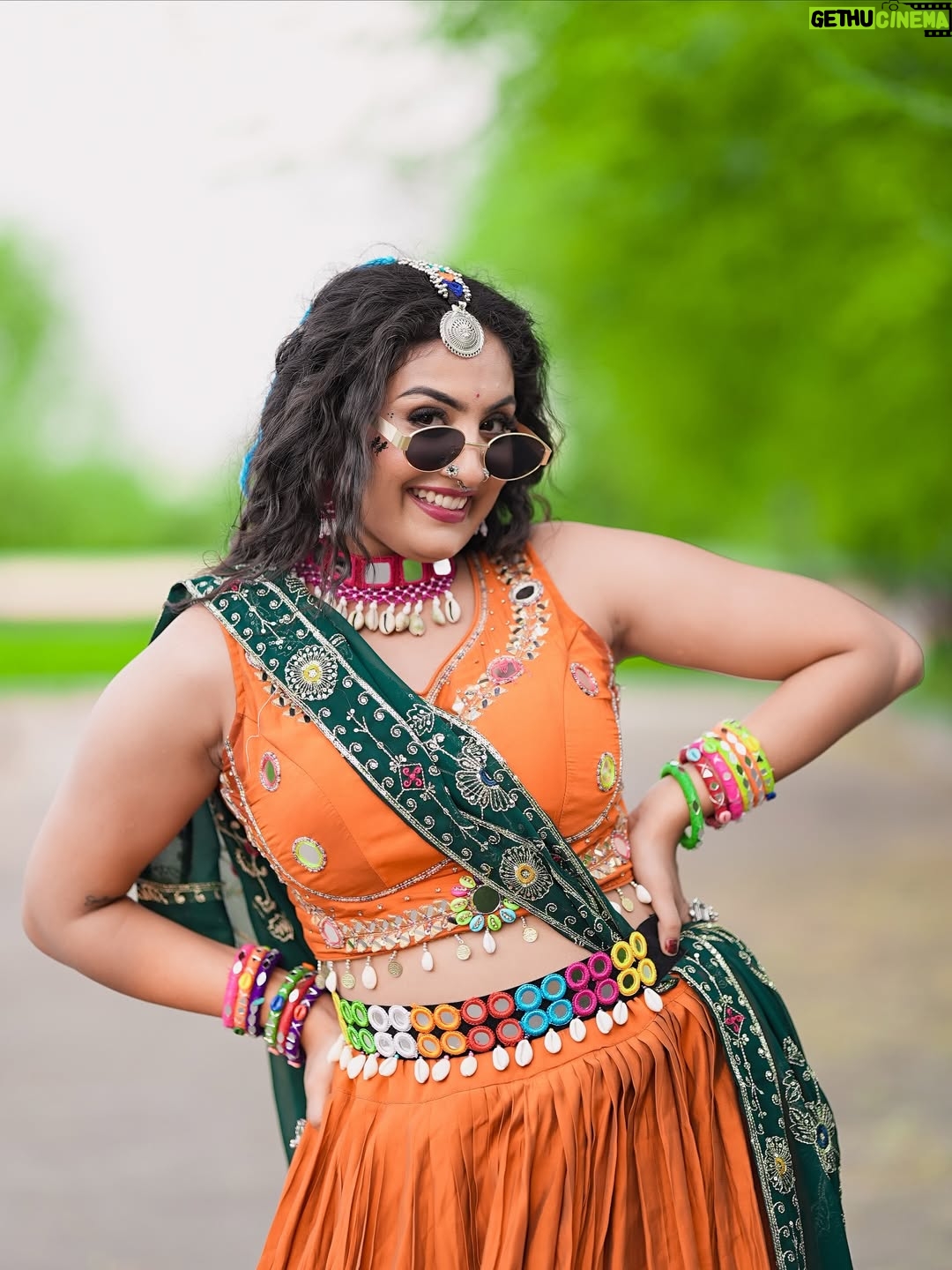 Isha Gangore - 1.9K Likes - which one you like it 🌍❤️😘💋 @ishu_gangore