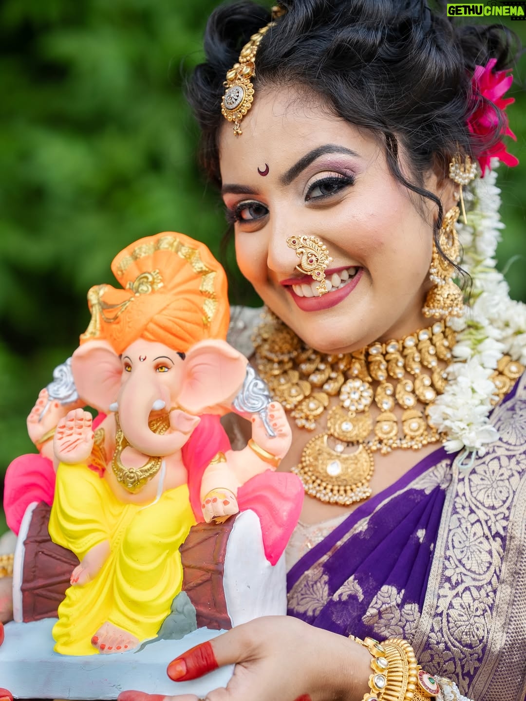 Isha Gangore - 3.4K Likes - गणपति बप्पा मोरया, मंगल मूर्ति मोरया। 🙏🏻