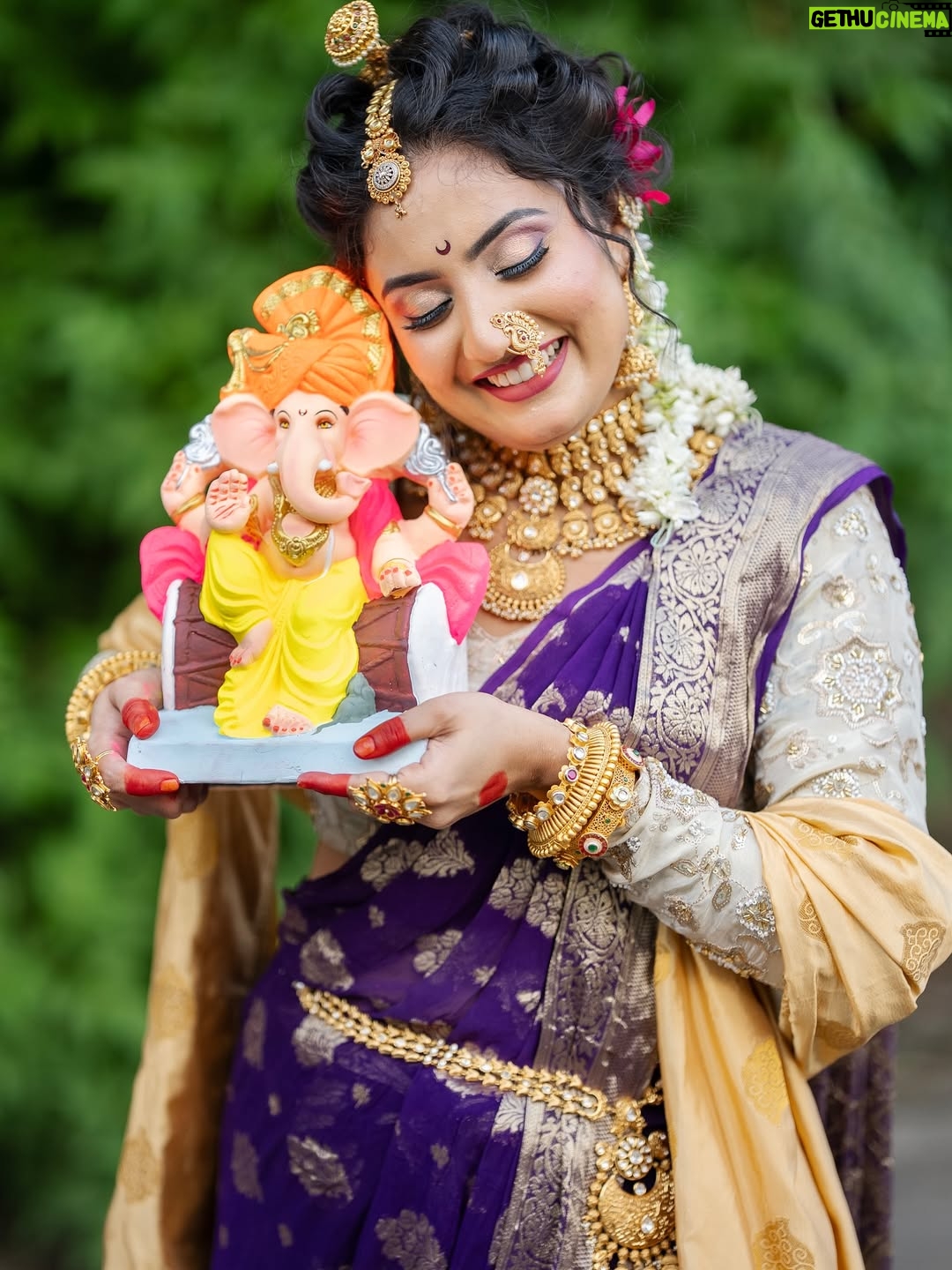 Isha Gangore - 3.4K Likes - गणपति बप्पा मोरया, मंगल मूर्ति मोरया। 🙏🏻