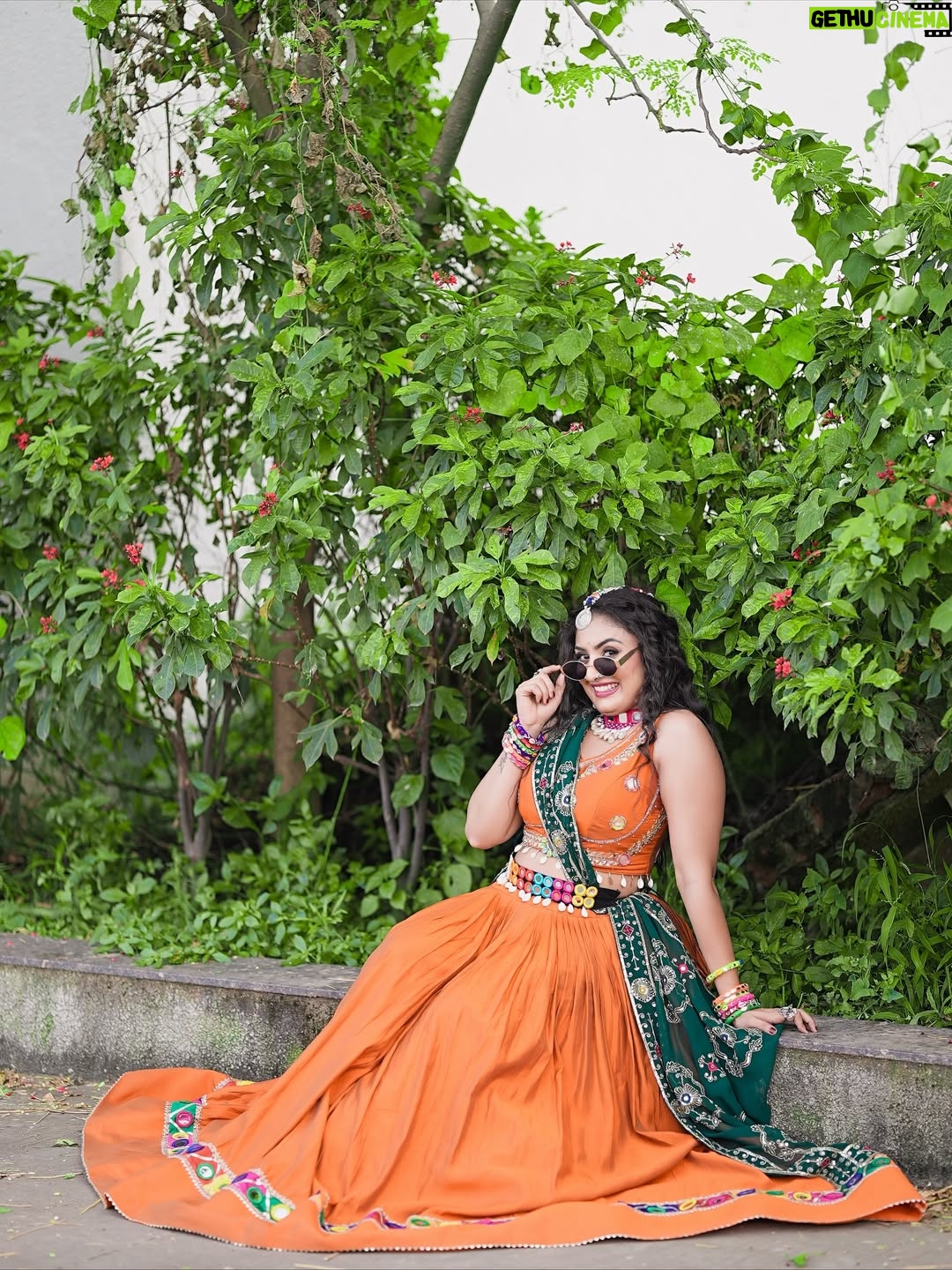 Isha Gangore - 1.9K Likes - which one you like it 🌍❤️😘💋 @ishu_gangore