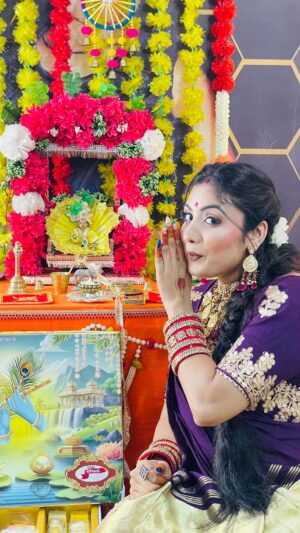 Isha Gangore Instagram - radha kaise na jale š @ishu_gangore
saree @shree_creation_hub
necklace @kesha_jewellry