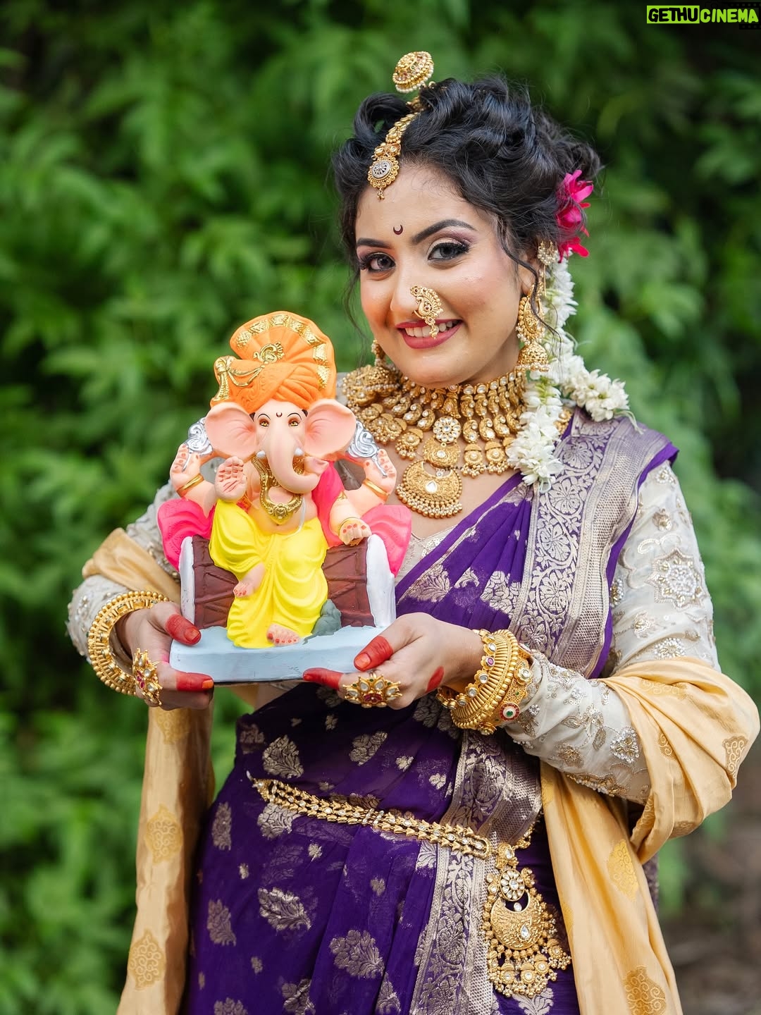 Isha Gangore - 3.4K Likes - गणपति बप्पा मोरया, मंगल मूर्ति मोरया। 🙏🏻
