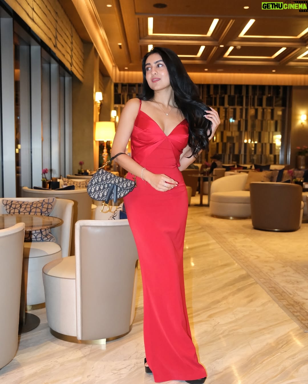 Ishika Bhargava - 15.3K Likes - Lady in red ❤️✨
Dress - @wearcecil
