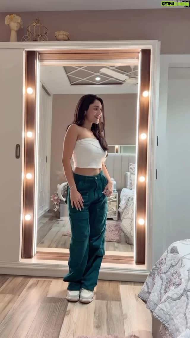 Ishika Bhargava - 25.1K Likes - Mauja Hi Mauja 💃🪩 #ishikabhargavachoreography