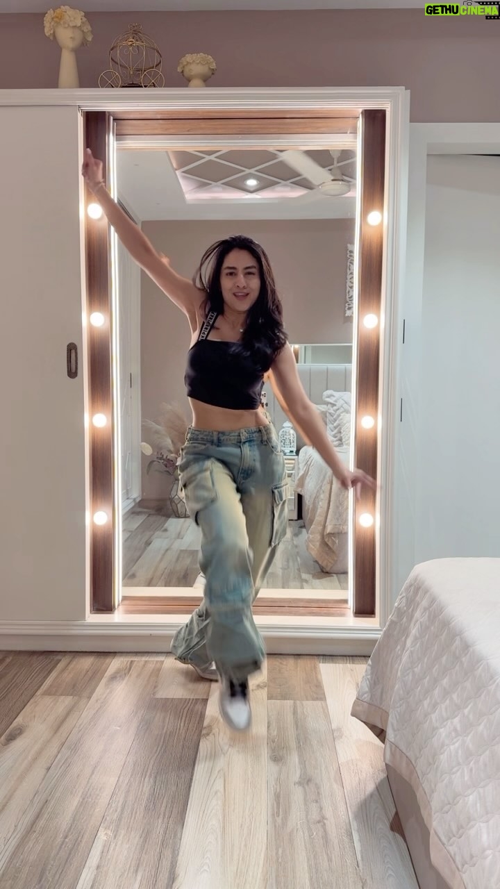 Ishika Bhargava - 20.7K Likes - Had to recreate this iconic dance on this iconic song ❤️