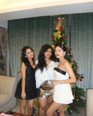 Ishika Bhargava Instagram - Christmas dump 🎄🎅
Dress @meshki