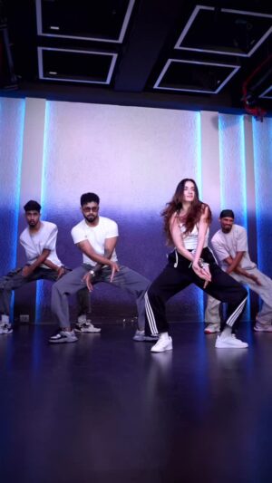 Ishpreet Dang Instagram - Wanna Dance like us ?
Download our Dancefit Studio App for Free and Take 7 Days Dance Challenge Now.
