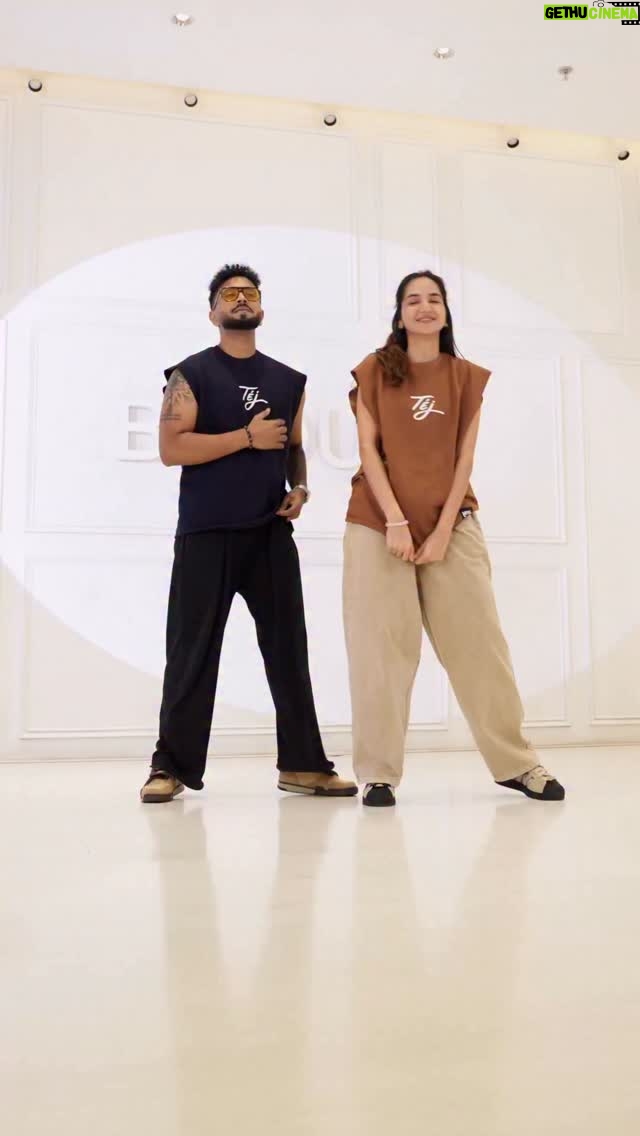 Ishpreet Dang - 52.4K Likes - Want #TejPreet Series of Video !! Comment and tell us ! 

If you noticed ! I am launching Tej Merch ! Heads up . Details on @tej_workshops 💥💥💥