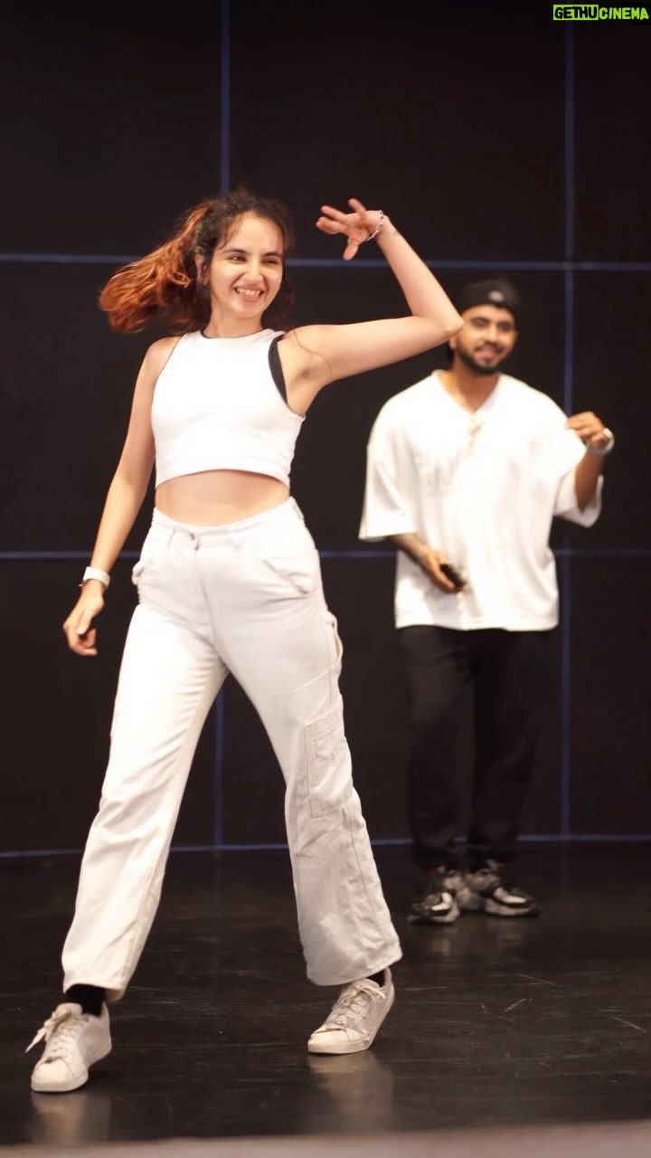 Ishpreet Dang - 1 Million Likes - Let’s Rehearse 👯

Thank you for 10million views on previous video 🙏♥️