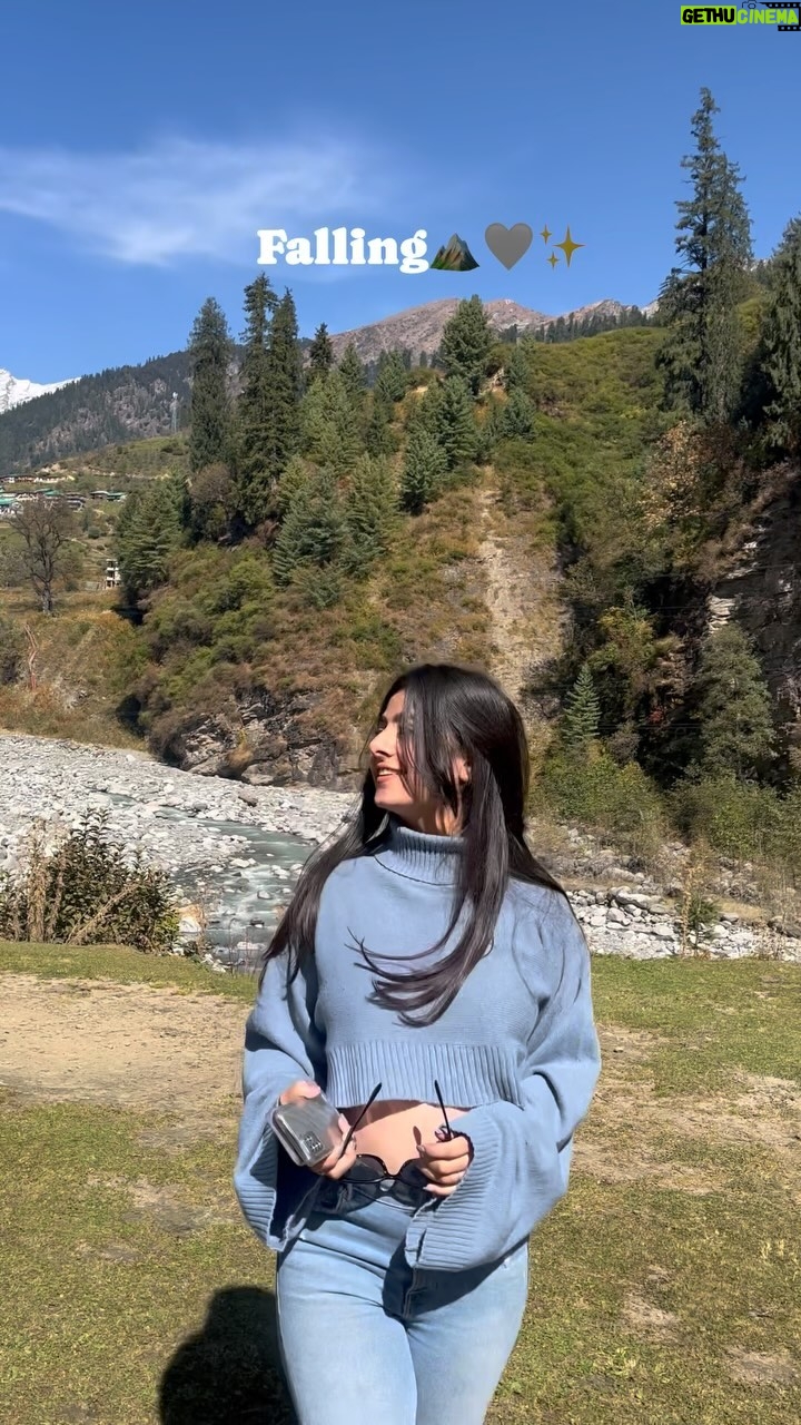 Ishu Kashyap - 352K Likes - Likheya si saada milna🤍✨

#explore #instagram #trendingreels