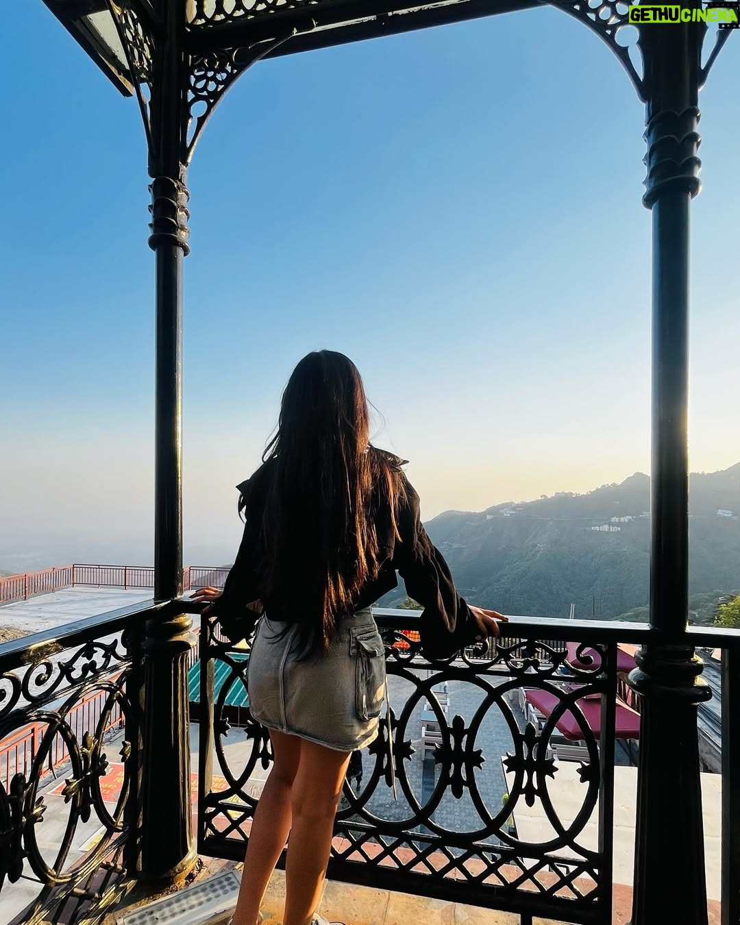 Ishu Kashyap - 10.6K Likes - May be in another life 🌸✨
.
.
.
.
.
.
.
#explore #mountains #fyp #instagram #nature